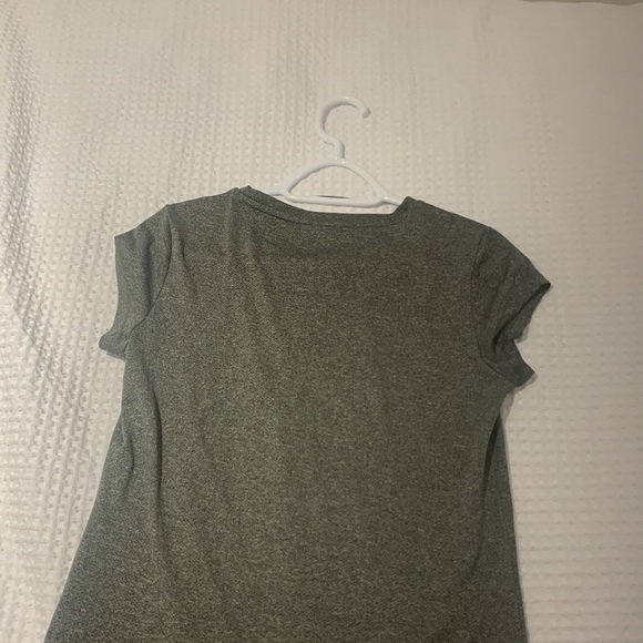 Athletic Tee- Dry fit- Puma size small - Picture 3 of 4